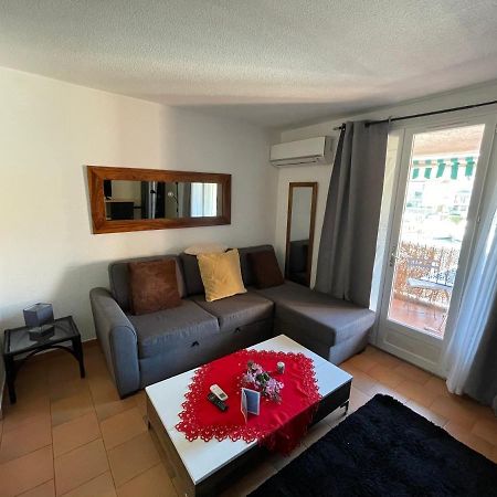 Port Cogolin Vue Bateau Apartment Exterior photo